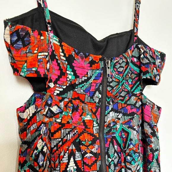 Material Girl geometric print dress - Picture 2 of 6